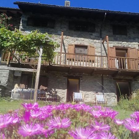 La Casa Di Martina Apartman Saint-Vincent Kültér fotó