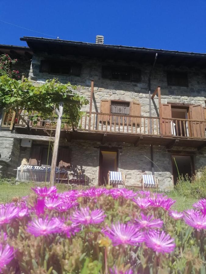 La Casa Di Martina Apartman Saint-Vincent Kültér fotó