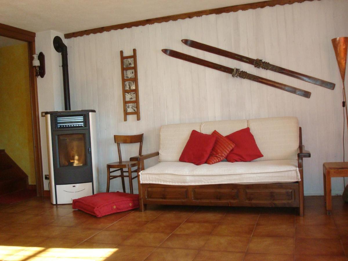 La Casa Di Martina Apartman Saint-Vincent Kültér fotó